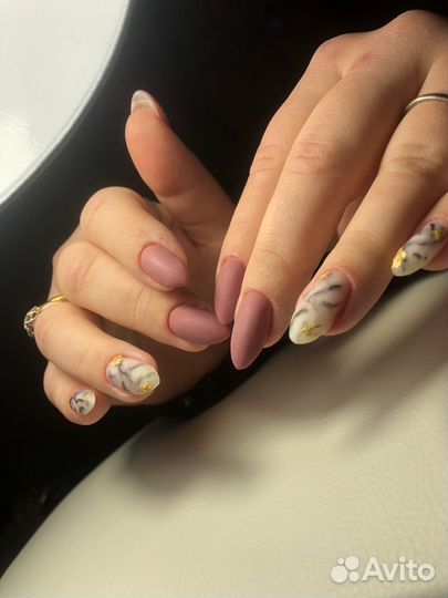 Услуги маникюра на дому