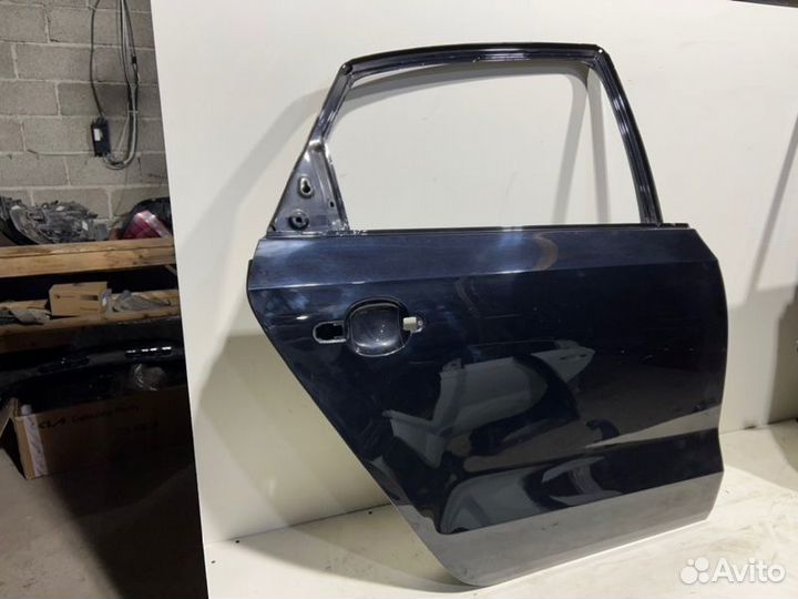 Дверь боковая задняя правая Volkswagen Polo 5