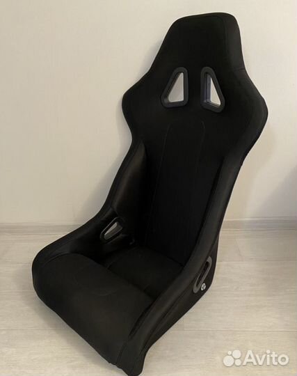 Спортивное сиденье (ковш )