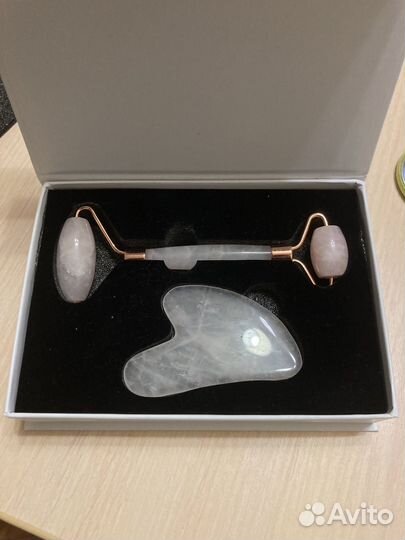 Роликовый массажер для лица скребок гуаша