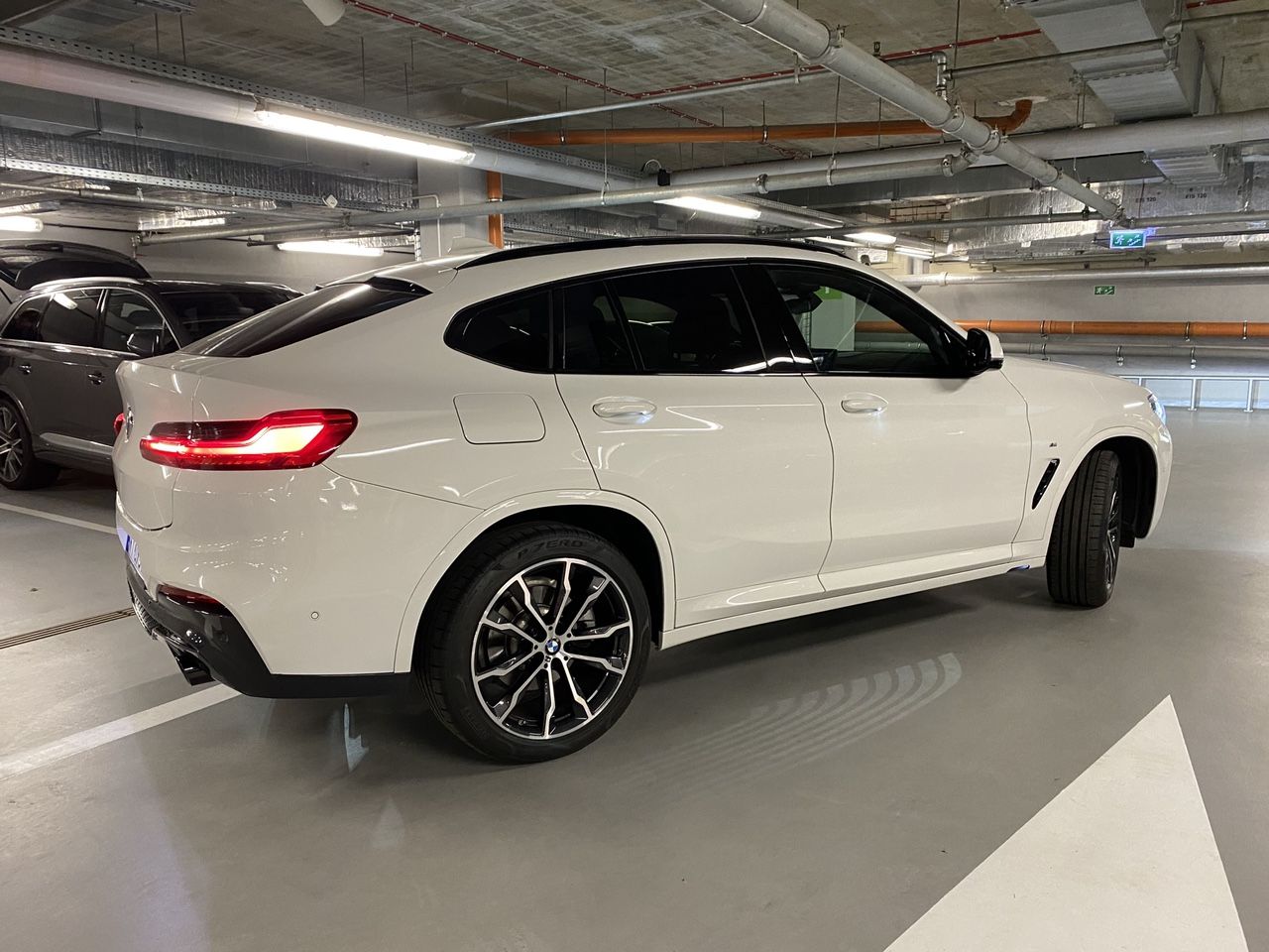 BMW X4: фото владельца