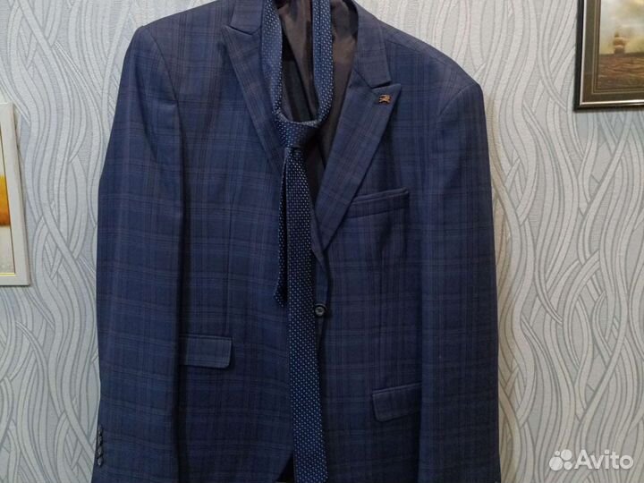 Мужской классический костюм