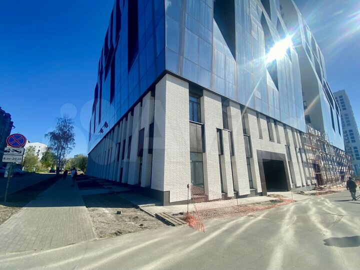 Офис 101.85 кв.м. в бизнес-центре с видом на Волгу