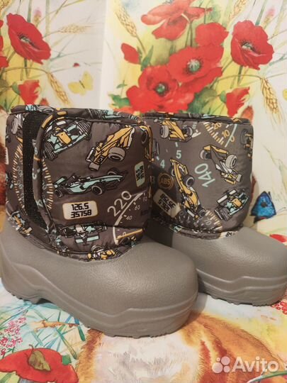 Сапожки осенние детские