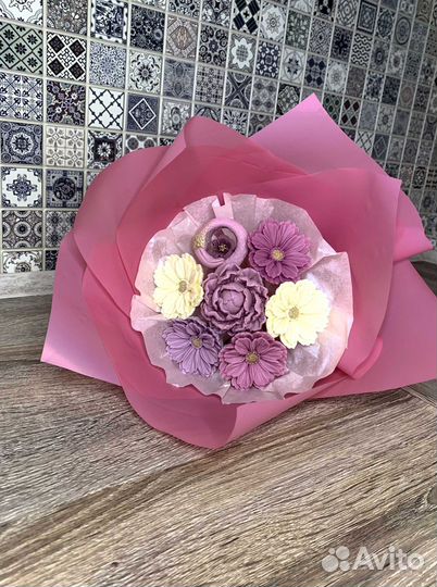 Сладкий подарок девушке