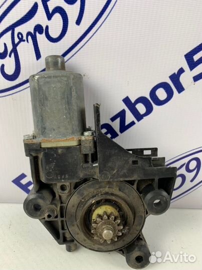 Мотор стеклоподъемника передний левый Ford Focus 2