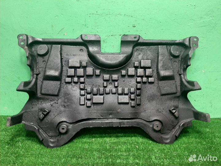 Защита двигателя пластик Mercedes Benz E-class W2