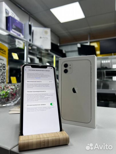 iPhone 11, 128 ГБ