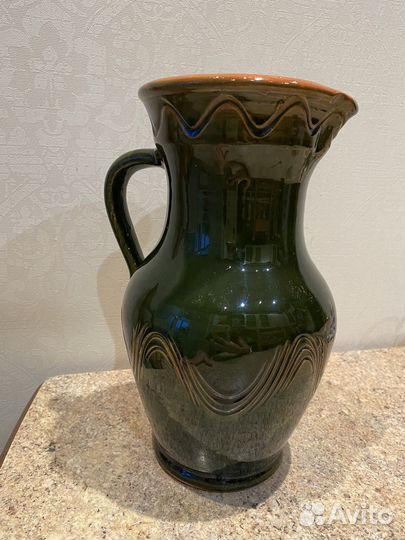 Глиняный кувшин