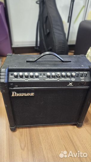 Эл.гитара Fender sq strat Комбик Ibanez tbx65r