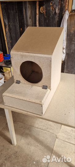 Гнездо для кур с яйцесборником