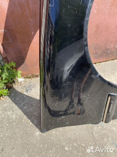 Крыло переднее правое Mercedes W210 дорест 260635