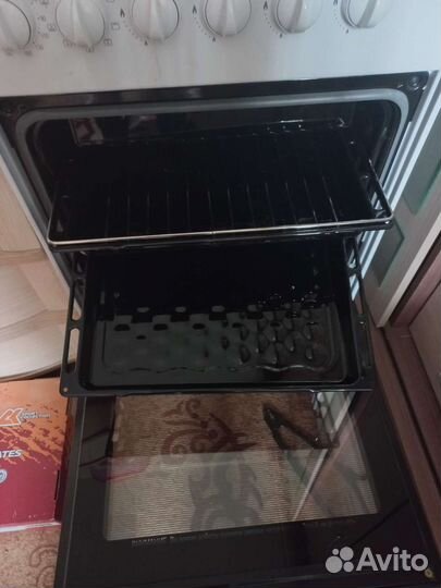 Газовая плита с электрической духовкой