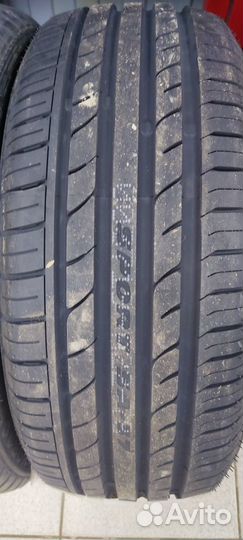 Westlake SA37 265/45 R21 104W