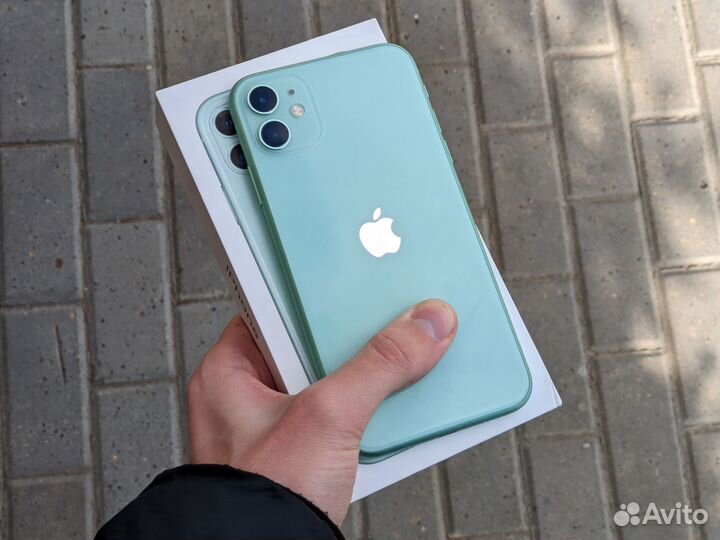 iPhone 11, 64 ГБ