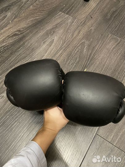 Боксерские перчатки bad boy 8 oz