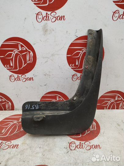 Брызговик задний правый Infiniti Fx35 S51 VQ35HR