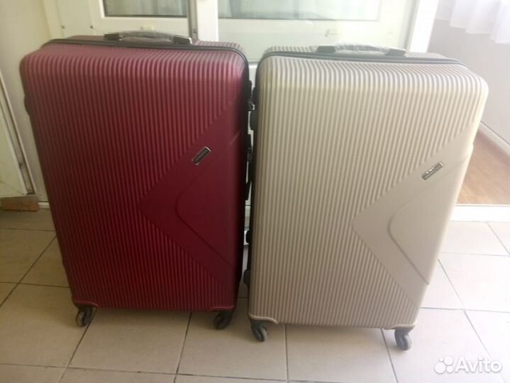 Чемодан на колесах