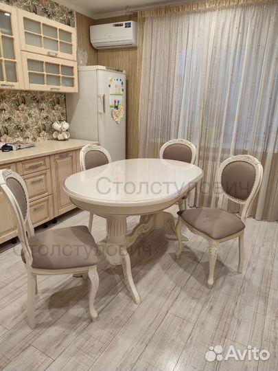 Столы и стулья