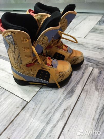 Сноубордические ботинки детские 33 р