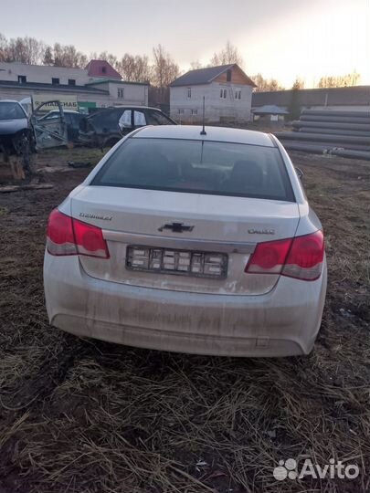 Ограничитель задней двери Chevrolet Cruze 1