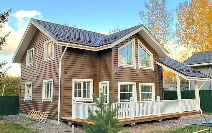 Коттедж 172,7 м² на участке 7,5 сот.