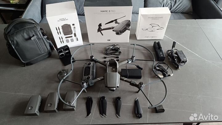 DJI mavic 2 PRO + FLY more KIT