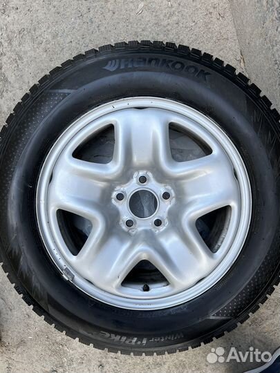 Hankook Winter i'Pike X W429A 225/65 R17