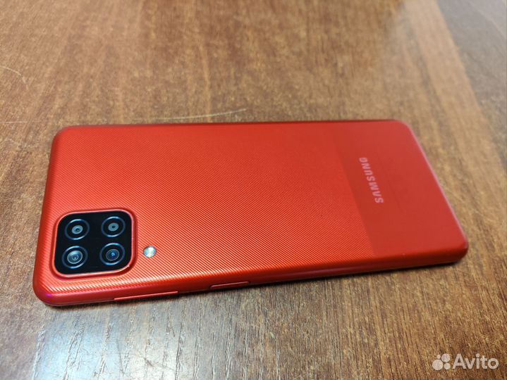 Samsung Galaxy A12, 4/64 ГБ