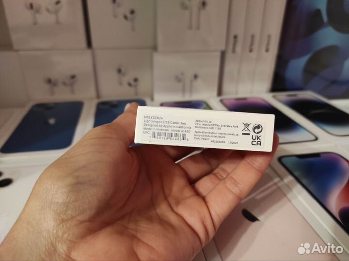 Кабель Apple Lightning to USB 1 m
