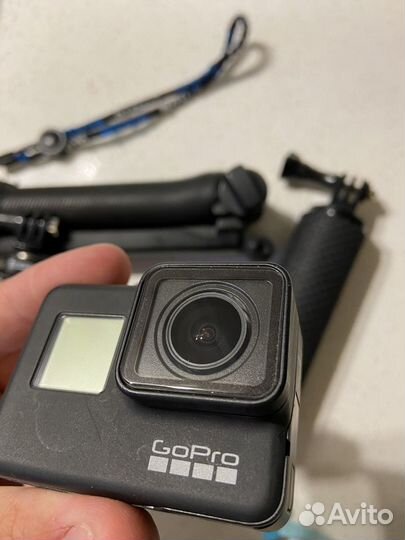 Экшн камера GoPro Hero 7 black + ориг. аксессуары