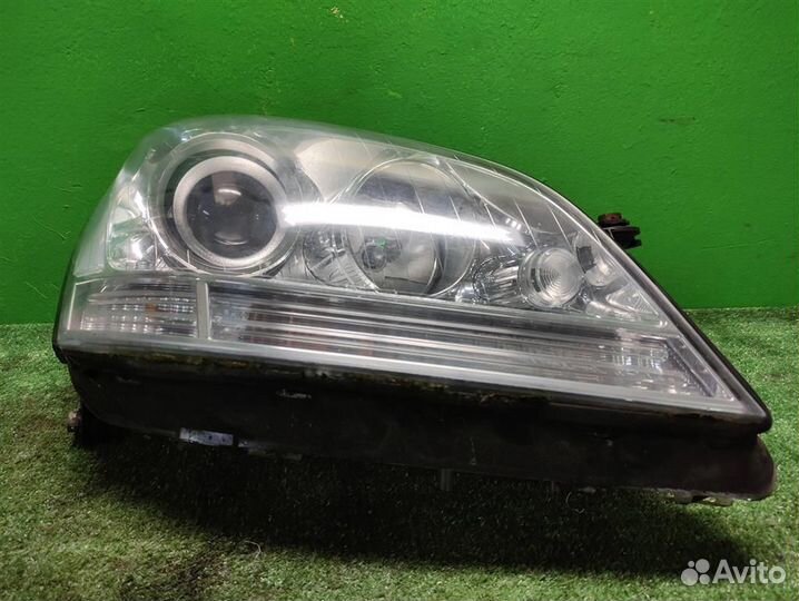 Фара правая Mercedes Benz ML W164 2007