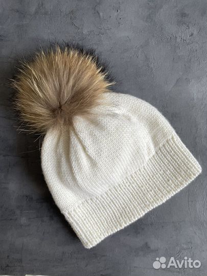 Вязаная шапка на заказ