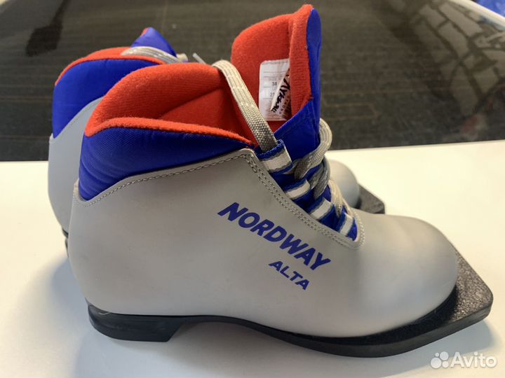 Лыжные ботинки 34 размер