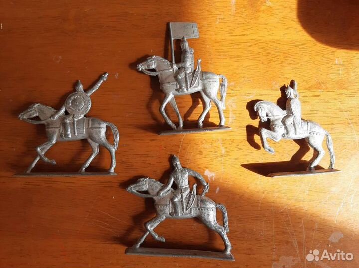 Металл солдаты наборы