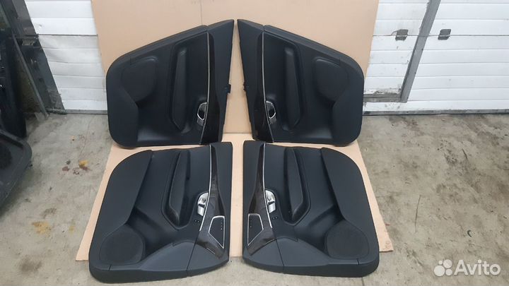 Вольво XC90 2015- обшивки дверей комплект карты