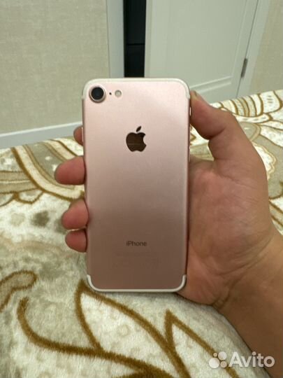iPhone 7, 32 ГБ