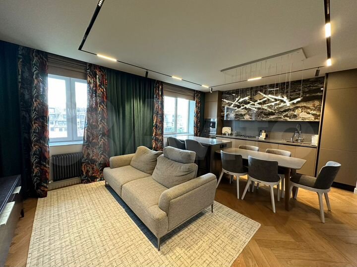 4-к. квартира, 95 м², 5/6 эт.