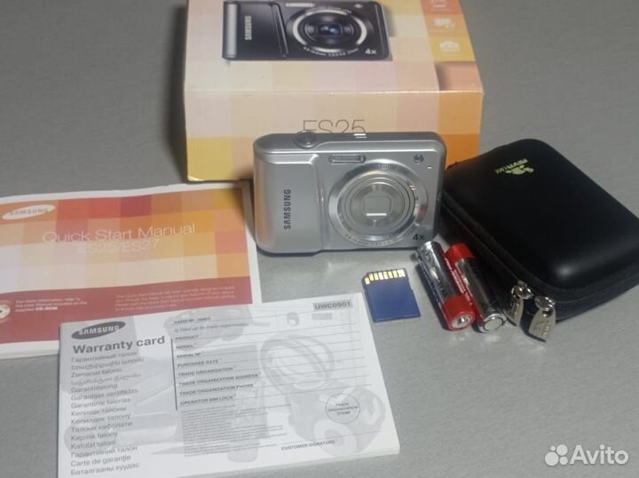 Компактный ретро фотоаппарат samsung es25