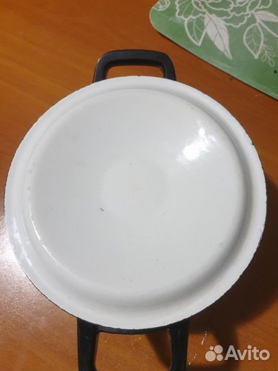 Кастрюля 2 литра эмалированная бу