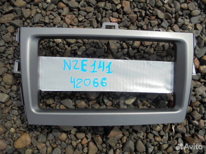 Рамка магнитофона Toyota Corolla Axio NZE141