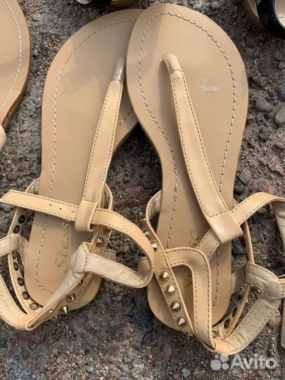 Сандали новые