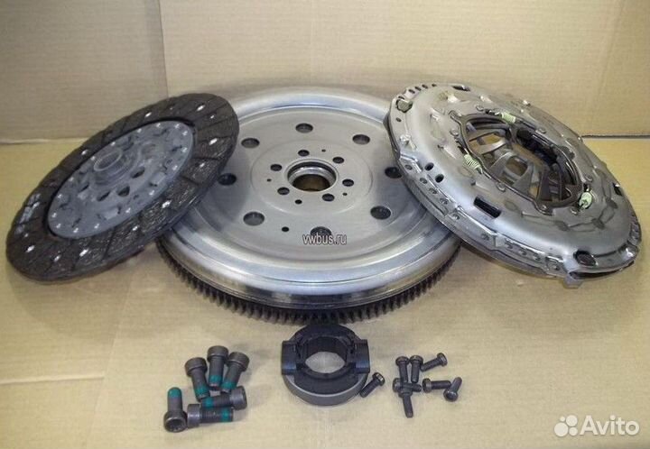 Сцепления Volkswagen Golf 6 LUK полный комплект