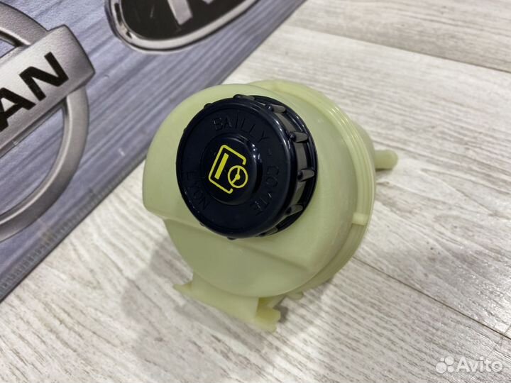 Бачок гидроусилителя гур Renault arkana