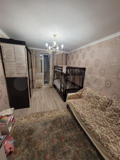 2-к. квартира, 70 м², 1/5 эт.