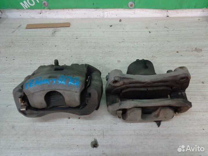 Teana J32 Суппорт передний левый правый б/у