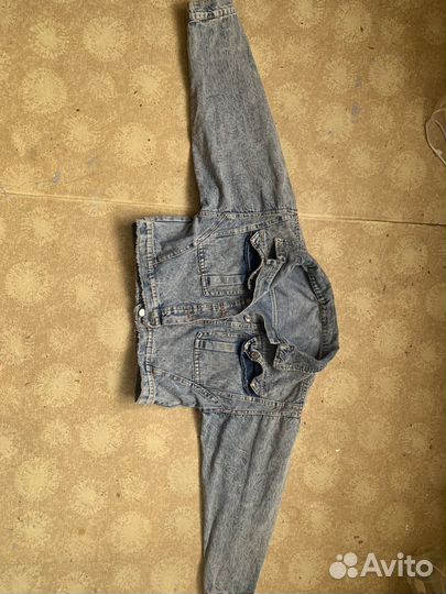 Джинсовая куртка