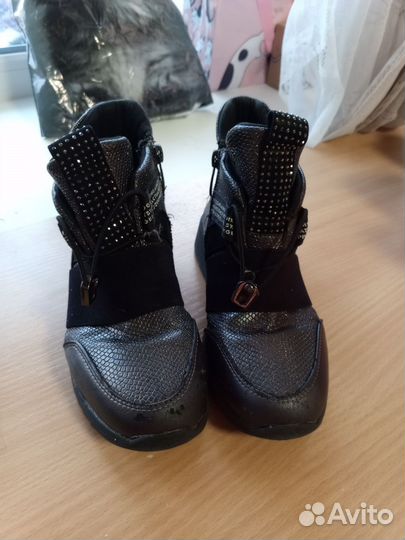 Осенние ботинки на девочку