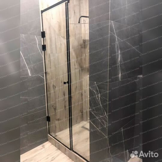 Душевая стеклянная дверь для кабины
