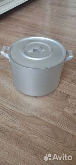 Кастрюля алюминиевая